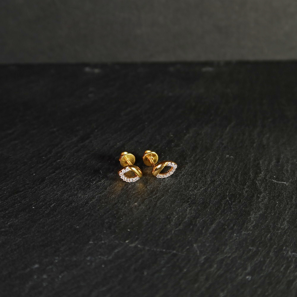 أزرار أحجار CZ ذهبية عيار 22 قيراط أزرار أحجار CZ ذهبية عيار 22 قيراط