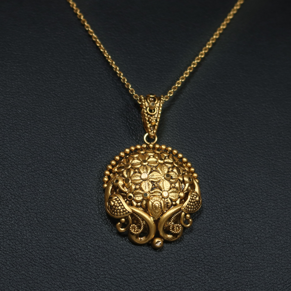Antique Style 22ct Gold Peacock Pendant Antique Style 22ct Gold Peacock Pendant