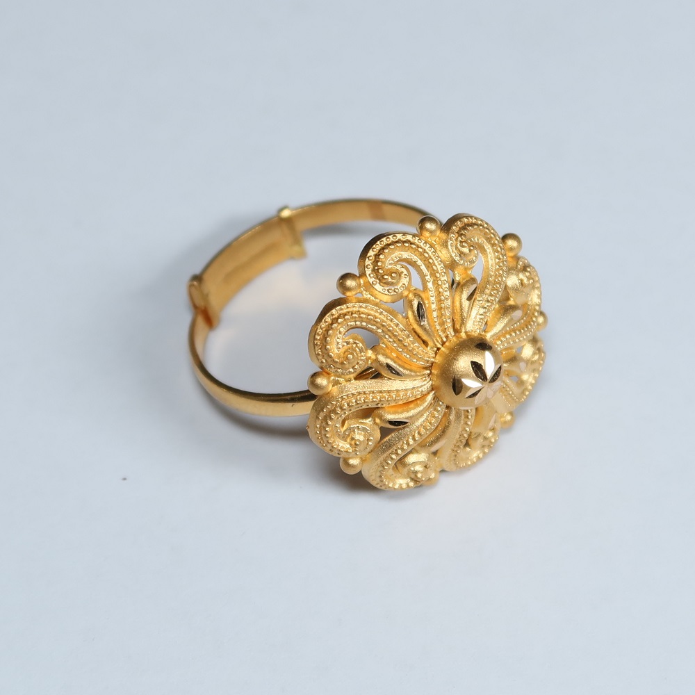 Verstellbarer runder Cocktailring aus 22 Karat Gold