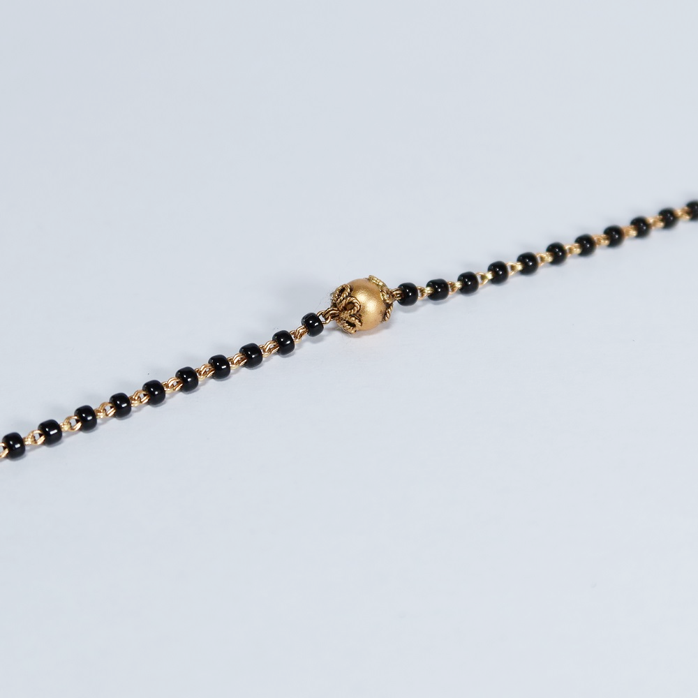 22ct Gold Armari Black Bead Mangalsura Bracelet | 7 Inches 22ct Gold Armari Black Bead Mangalsura Bracelet | 7 Inches