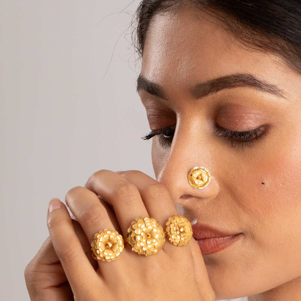 خاتم من الذهب عيار 22 قيراط من خمس طبقات لها | 22 ملم | مقاس قابل للتعديل خاتم من الذهب عيار 22 قيراط من خمس طبقات لها | 22 ملم | مقاس قابل للتعديل