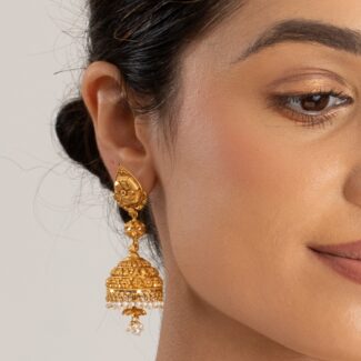 22 Carat Gold Earring With Antique Finish 22 Carat Gold Earring With Antique Finish