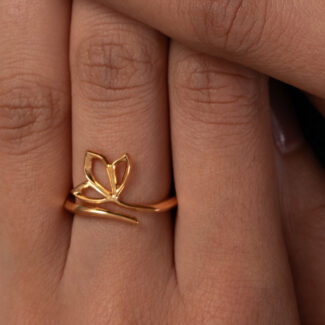 Lotus Ring in 22ct Gold Sunrise | Size M Lotus Ring in 22ct Gold Sunrise | Size M