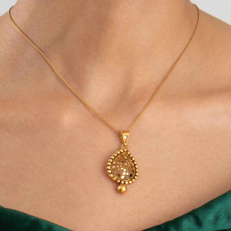 22 Ayar Altın Armut Damla Kolye 22 Ayar Altın Armut Damla Kolye