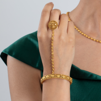 22ct Gold Armari Poncha With Oval Bangle | Bangle Size 2.2 22ct Gold Armari Poncha With Oval Bangle | Bangle Size 2.2