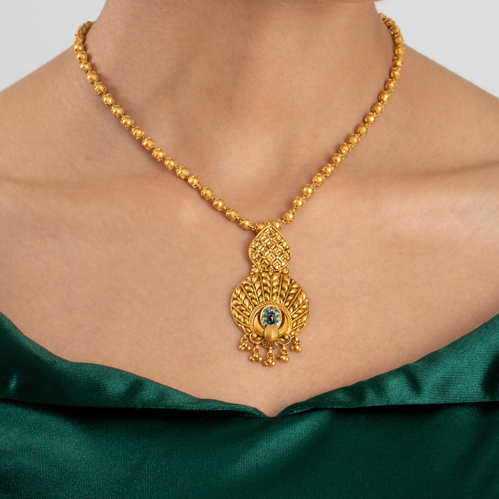 22 Ayar Altın Mineli Tavuskuşu Armari Kolye 22 Ayar Altın Mineli Tavuskuşu Armari Kolye