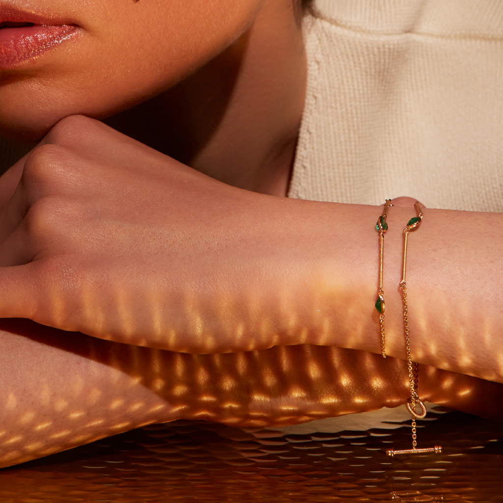 سوار فيجن الزمردي سوار فيجن الزمردي