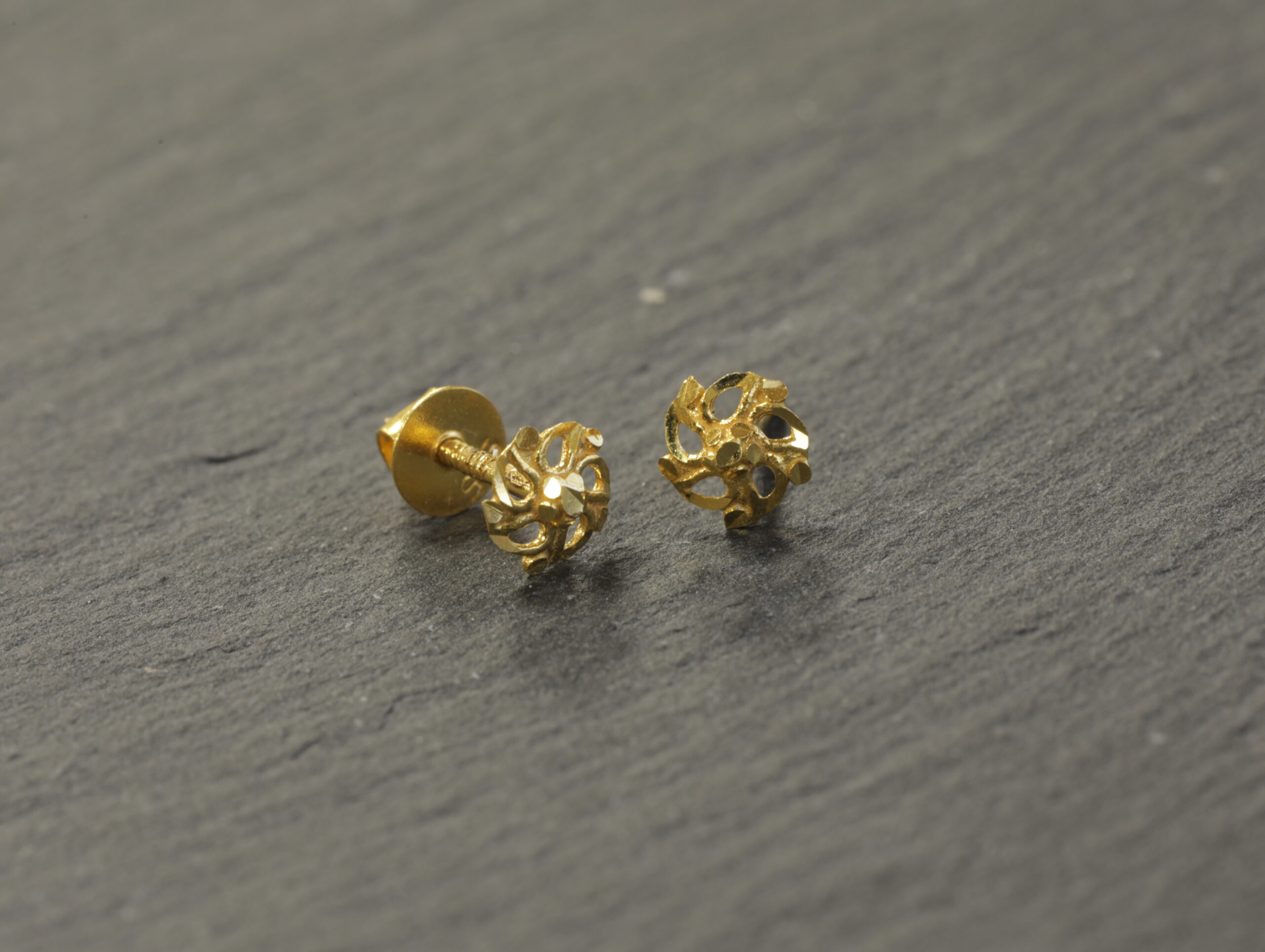 22ct Altın Bebek Saplama Küpe 22ct Altın Bebek Saplama Küpe