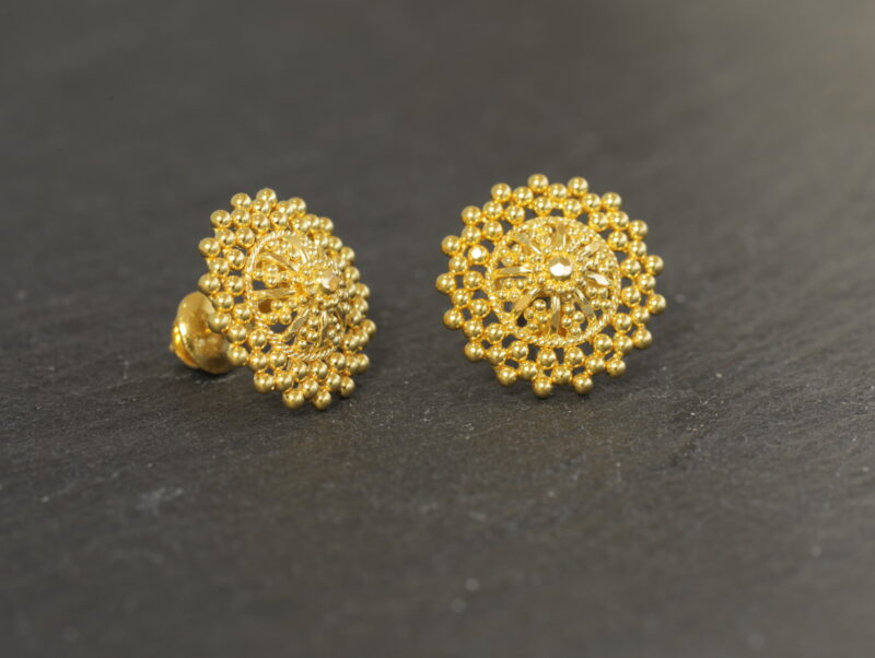 22 Ayar Altın Saplama Küpe 22 Ayar Altın Saplama Küpe