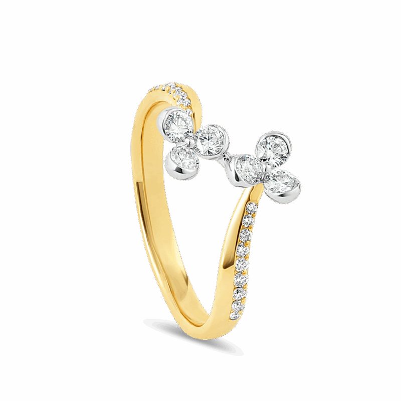 خاتم من الذهب الأصفر بتصميم البرسيم خاتم من الذهب الأصفر بتصميم البرسيم