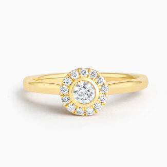 18 Karat Gold Diamond Ring