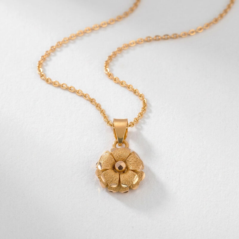 22 Ayar Gündoğumu Altın Kolye | Çap 12mm | Rozet Koleksiyonu 22 Ayar Gündoğumu Altın Kolye | Çap 12mm | Rozet Koleksiyonu