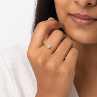 22ct Yellow Gold Square CZ Ring