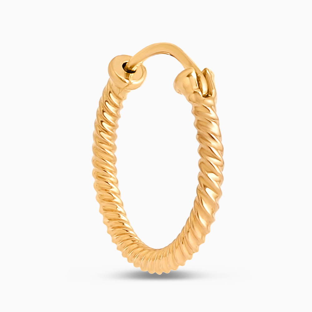 أقراط دائرية صغيرة ملتوية من الذهب عيار 22 قيراطاً من الذهب عيار 22 قيراطاً أقراط دائرية صغيرة ملتوية من الذهب عيار 22 قيراطاً من الذهب عيار 22 قيراطاً