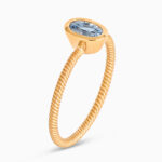 Mavi Safirli 22 Ayar Gündoğumu Altın Yüzük Mavi Safirli 22 Ayar Gündoğumu Altın Yüzük