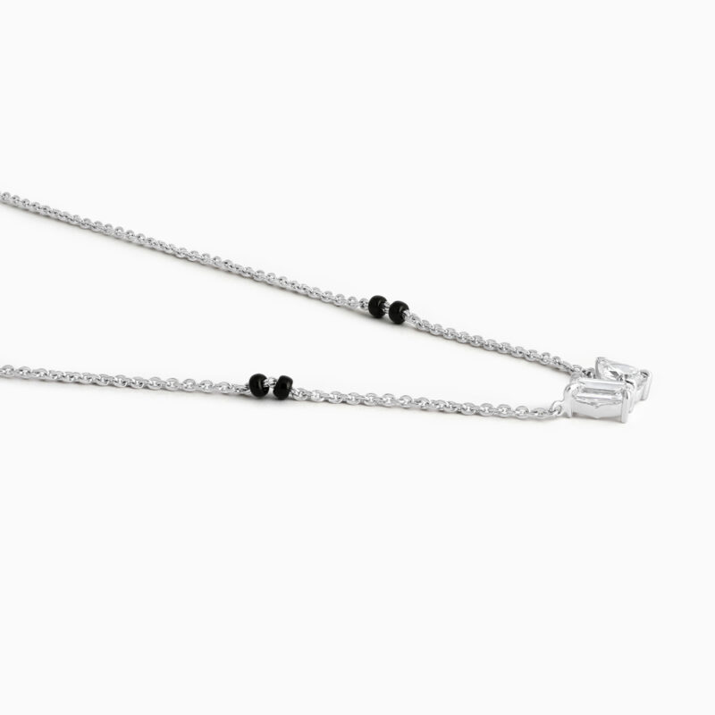 18 Ayar Beyaz Altın Pırlanta Mangalsutra 18 Ayar Beyaz Altın Pırlanta Mangalsutra