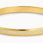 سوار كلاسيكي من الذهب عيار 22 قيراط بلمسة نهائية من الروديوم سوار كلاسيكي من الذهب عيار 22 قيراط بلمسة نهائية من الروديوم