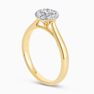 Diamond Cluster Ring in 18ct Gold