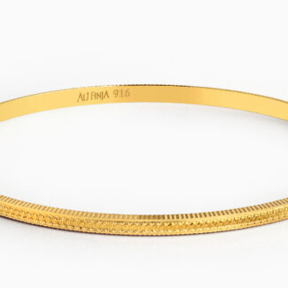 22ct Gold Fine Textured Slim Bangle 22ct Gold Fine Textured Slim Bangle
