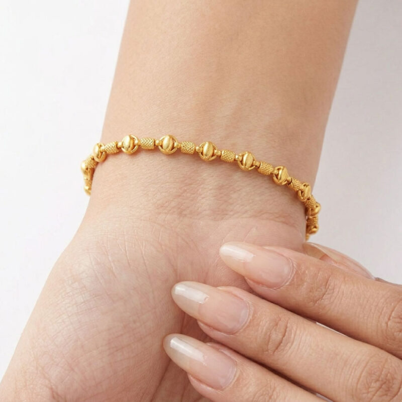 سوار سلسلة أرماري من الذهب عيار 22 قيراط سوار سلسلة أرماري من الذهب عيار 22 قيراط