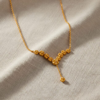 22ct Sunrise Gold Rosette Garland Necklace 22ct Sunrise Gold Rosette Garland Necklace