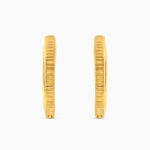 طوق بالي من الذهب الأصفر عيار 22 قيراط بملمس مائل طوق بالي من الذهب الأصفر عيار 22 قيراط بملمس مائل