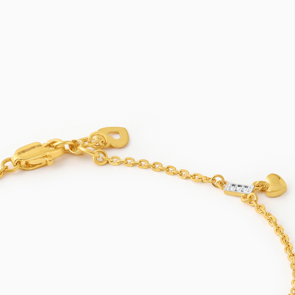 سوار قلب ذهبي عيار 22 قيراط من الذهب مع أحجار CZ سوار قلب ذهبي عيار 22 قيراط من الذهب مع أحجار CZ