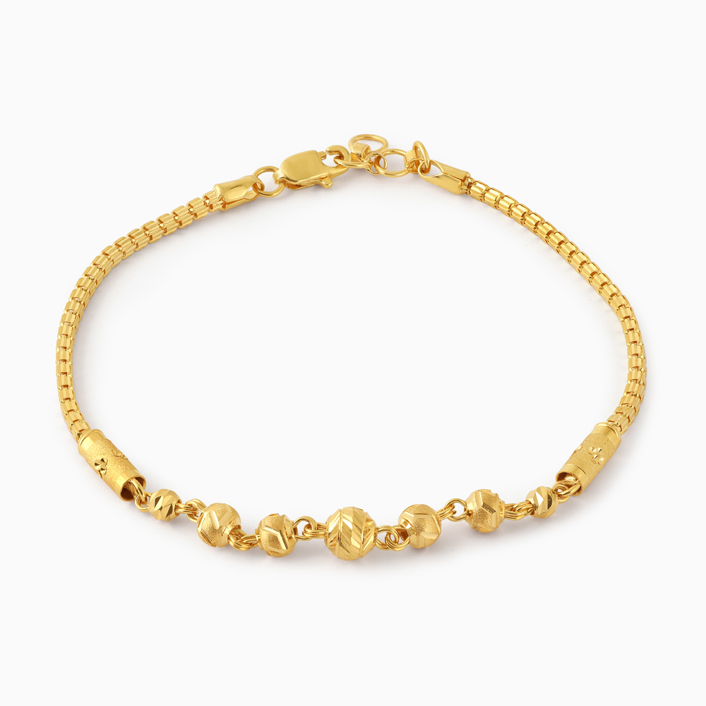 سوار من الذهب عيار 22 قيراط ذهبي مطرز بسلسلة صندوقية من الخرز سوار من الذهب عيار 22 قيراط ذهبي مطرز بسلسلة صندوقية من الخرز