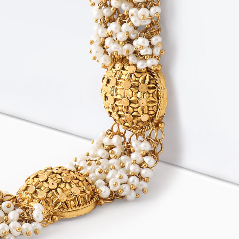 سوار أرماري ذهبي تقليدي عيار 22 قيراط من الذهب واللؤلؤ سوار أرماري ذهبي تقليدي عيار 22 قيراط من الذهب واللؤلؤ