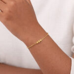 22 Karat Gold zartes Armband mit drei Perlen
