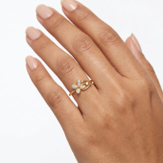 22ct Gold Petal Bloom CZ Ring 22ct Gold Petal Bloom CZ Ring