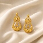 أقراط أرماري الهلال المتدلّي من الذهب عيار 22 قيراط أقراط أرماري الهلال المتدلّي من الذهب عيار 22 قيراط