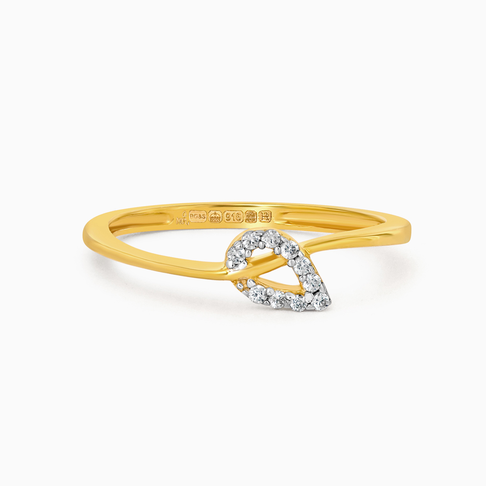 22ct Gold CZ Petal Ring | Size L 22ct Gold CZ Petal Ring | Size L